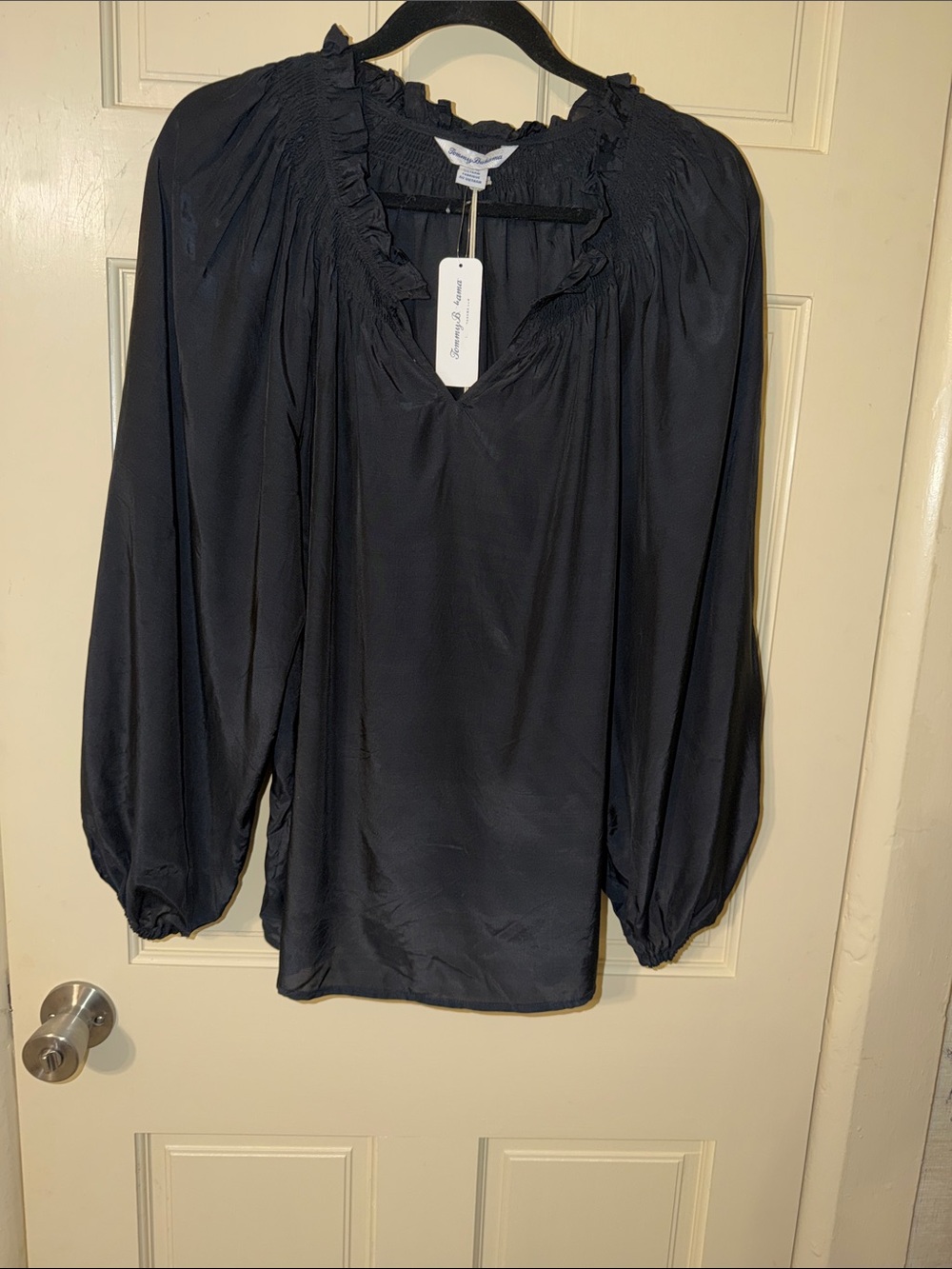 Tommy Bahama Black Ruffled V-Neck Balloon-Sleeve Blouse
